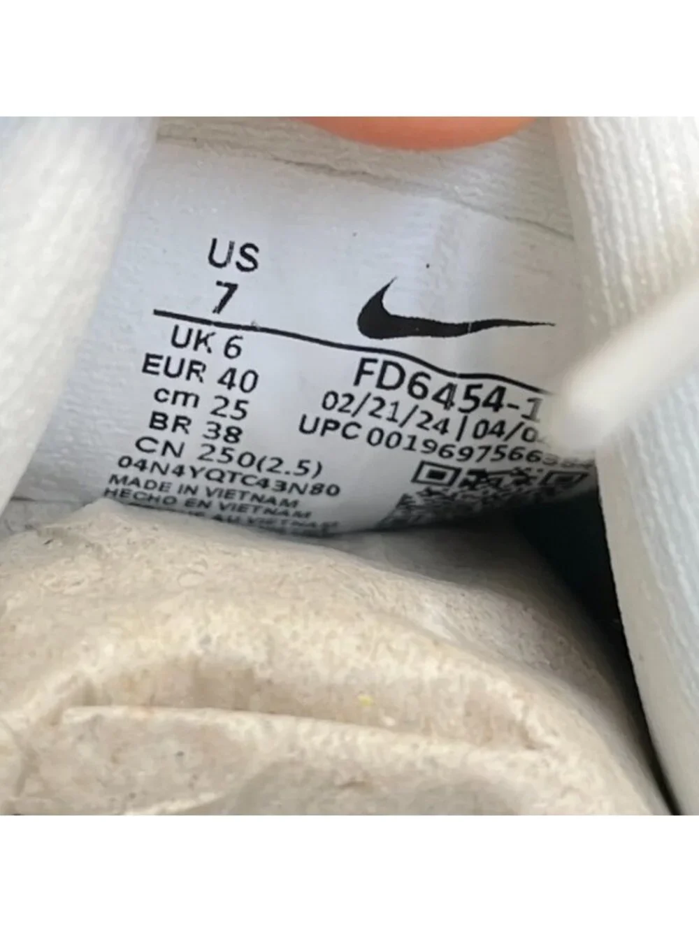 Nike please review